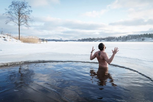How Can Athletes Utilize Cold Water Immersion for Recovery?